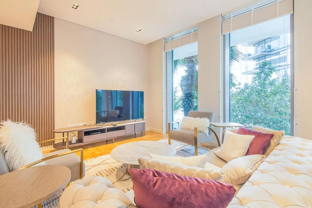 Elegant 3 Bedroom Plus Maid On Bluewaters 210 ドバイ